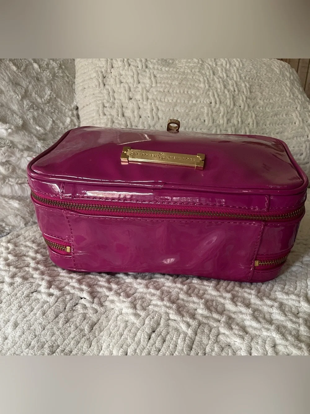 ZAC Zac Posen Patent Cosmetic Case / Makeup Bag – Fuchsia